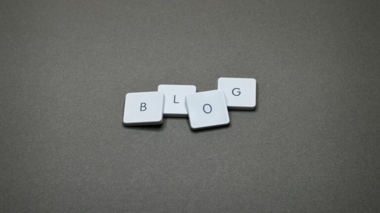 How to Blog for AI SEO and LLMs in 2026